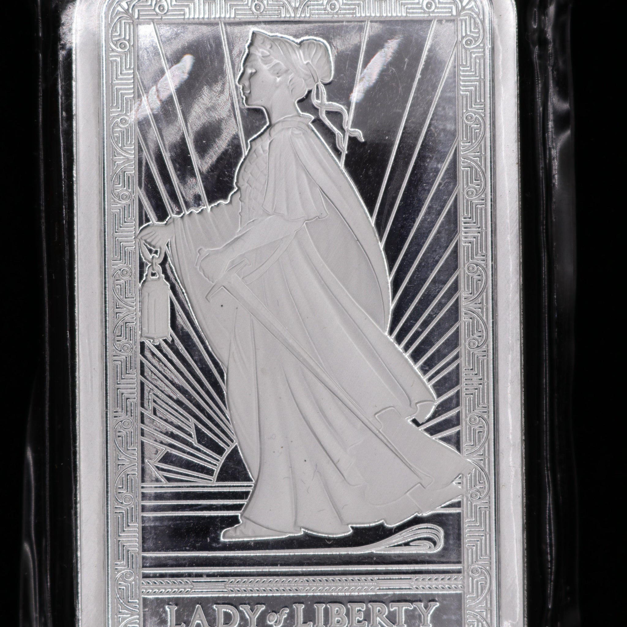 Pamp Lady of Liberty Bar Front Side